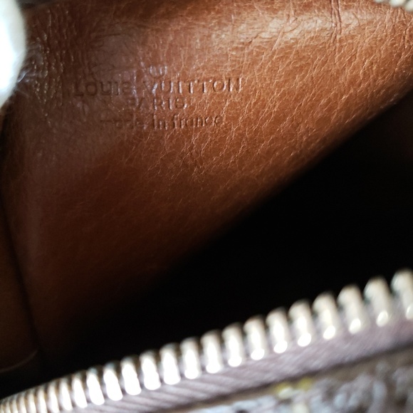 Louis Vuitton Brown Monogram Crossbody Bag - Picture 8 of 8